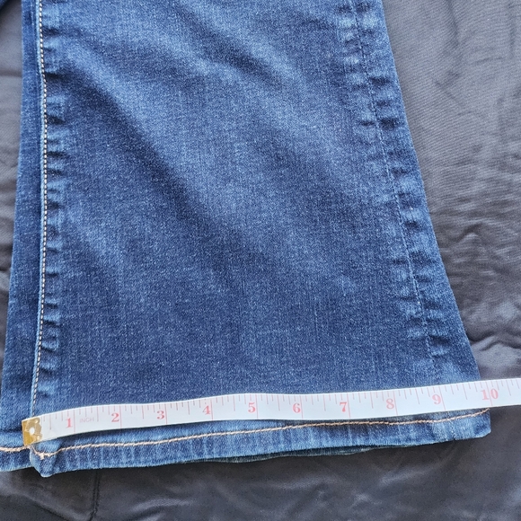 American Eagle Outfitters Women's Blue Jeans - Picture 8 of 8